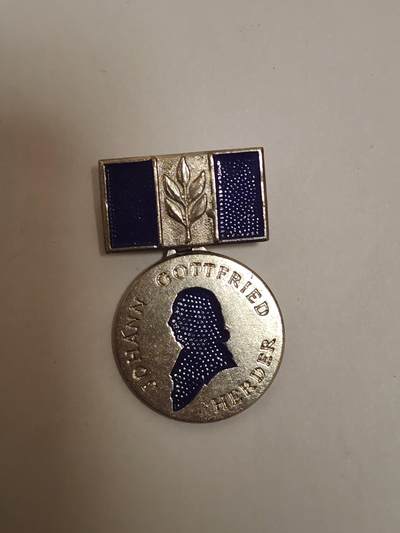 韵星假日拍卖第三十四期 -- Rimey Holidays Auction 34 - 民主德国银级苏德友好协会证章