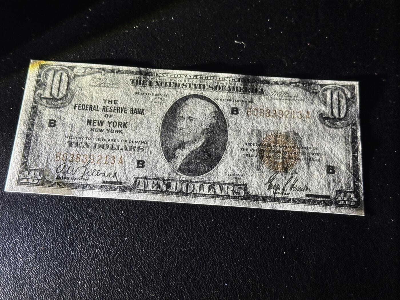 《外钞收藏家》第五百九十八期（2026年新年第一场）（本平台长期征集拍品、欢迎藏友们联系合作） 1929年美国国民银行券10元  橙色库印 非全新 品相如图 无47