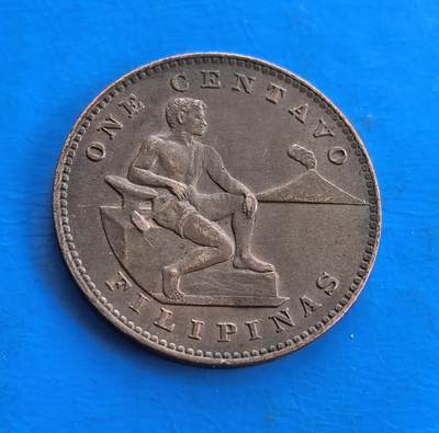 外国优质老铜币高银银币，周六九点倒数截拍，满百包邮，持续收拍 - 菲律宾1944 年壹分，诞生于二战反攻关键期，见证美属殖民与太平洋战场风云。正面劳动者、火山映本土符号，背面美国鹰徽显殖民印记，包浆凝战争岁月痕。作为 “二战年份” 殖民币，解码美菲战时关联，是军事与钱币收藏串联历史的独特标本，小众却藏厚重时代故事 。