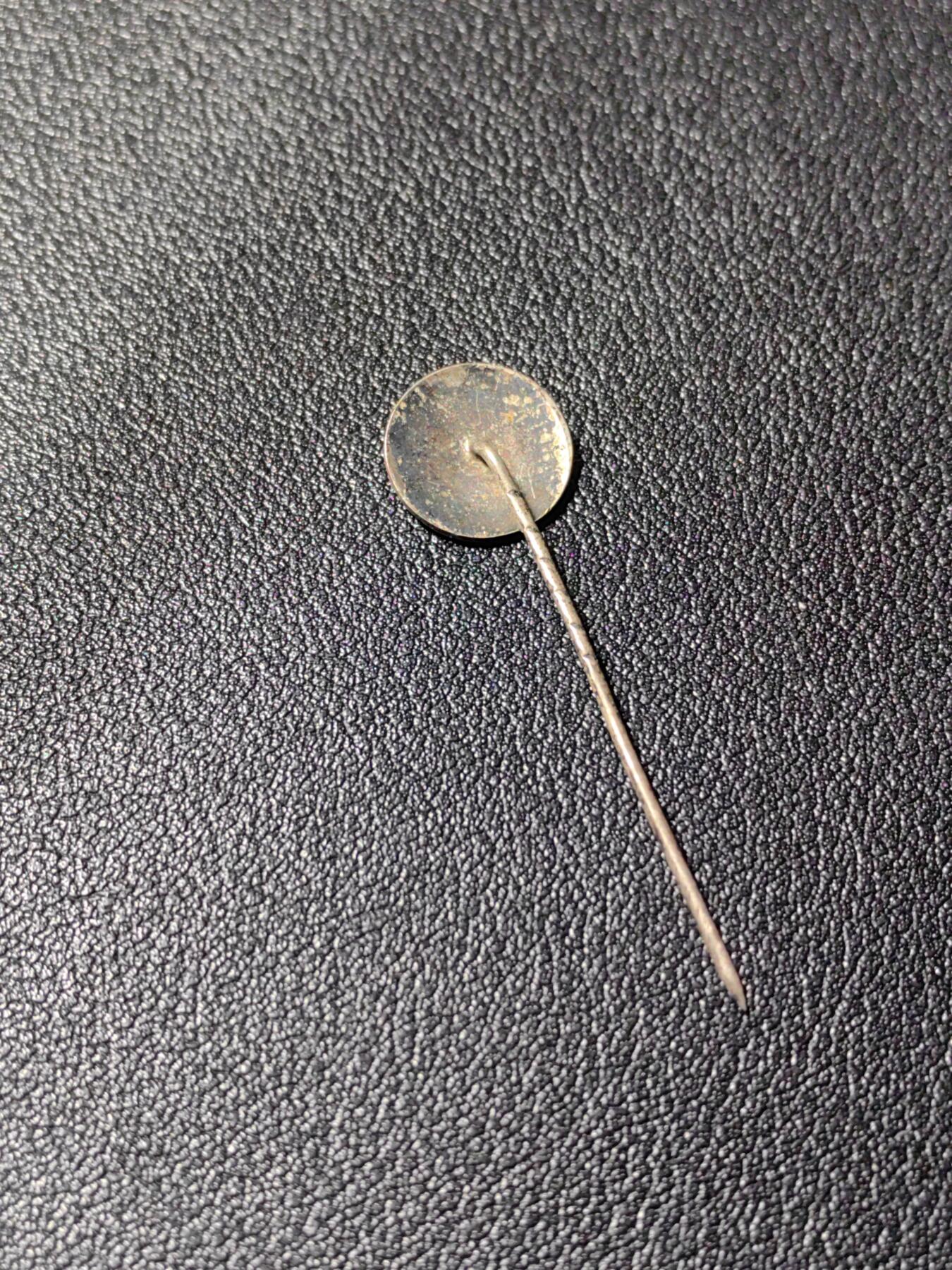 靖甫拍卖新拍第一场 不知名西欧国家左翼政党徽章 2