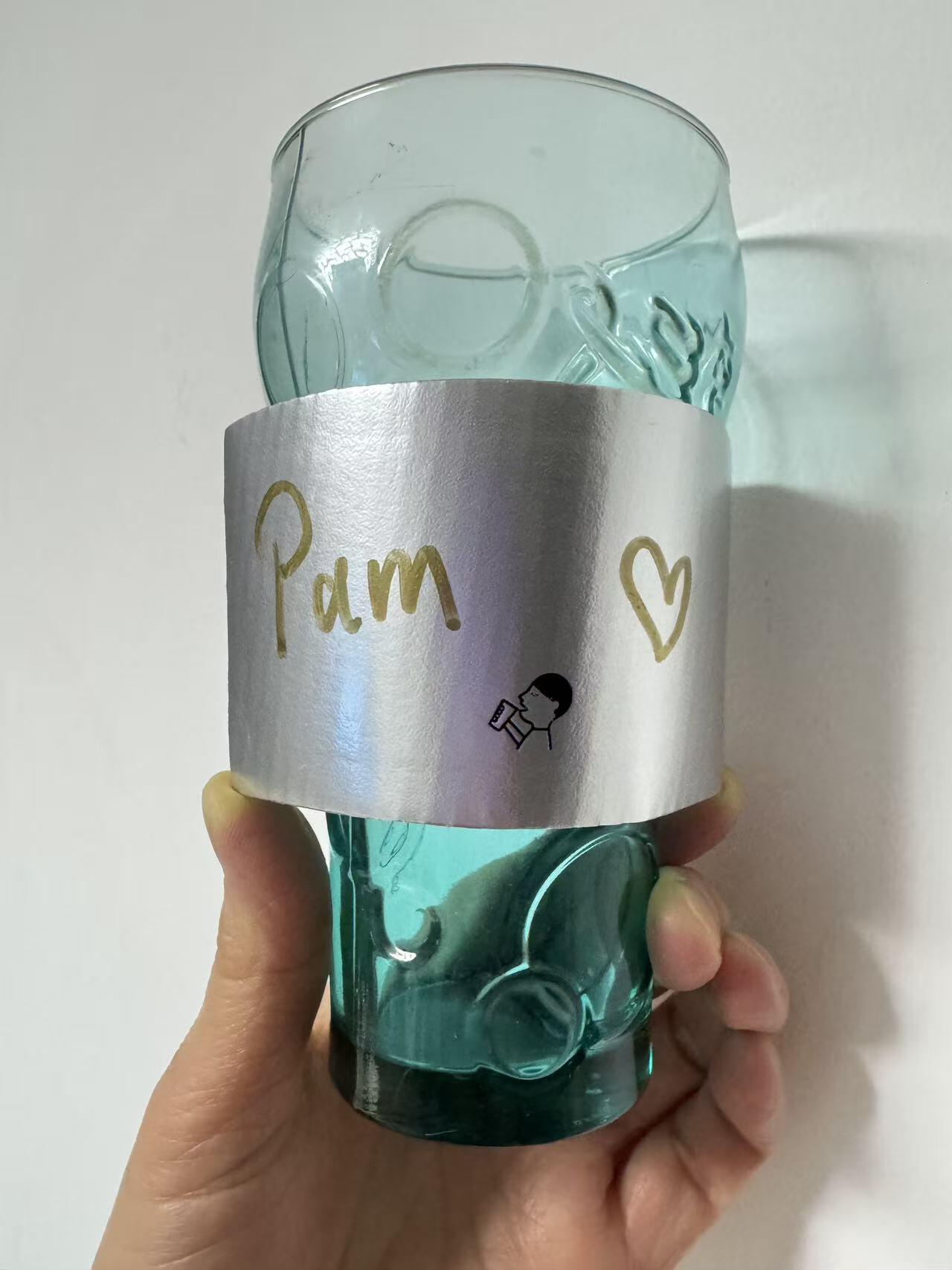 零元拍：全球知名健身达人 ﻿帕梅拉Pamela Reif﻿ 签名所代言的喜茶液态金属银限定杯套！（不含杯子）