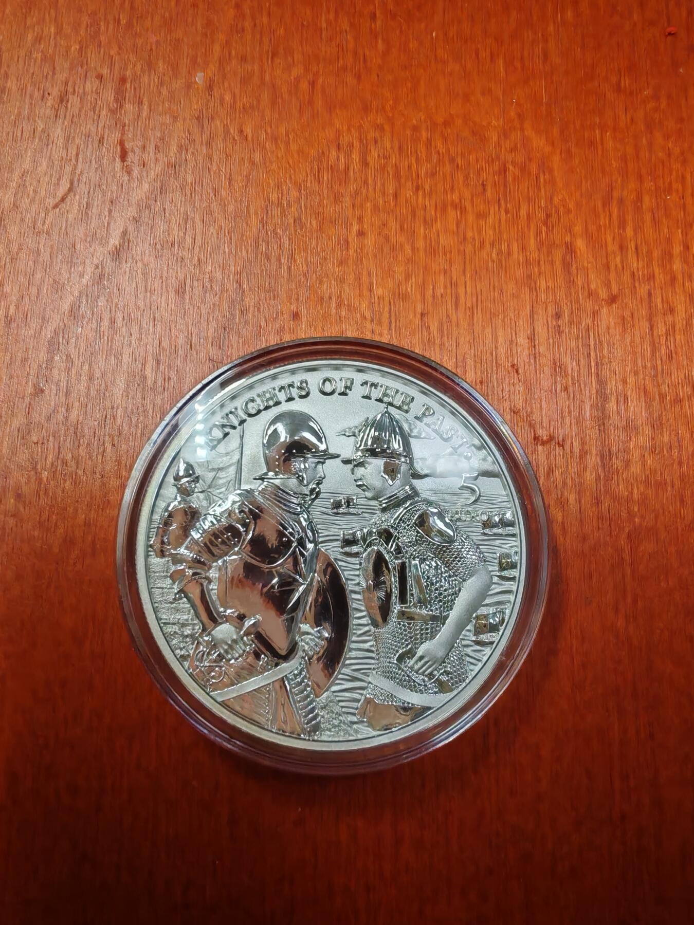 长老汇蛇年精选第九十场拍卖  2022马耳他过去的武士5欧元1盎司银币，卡装，1.5万枚