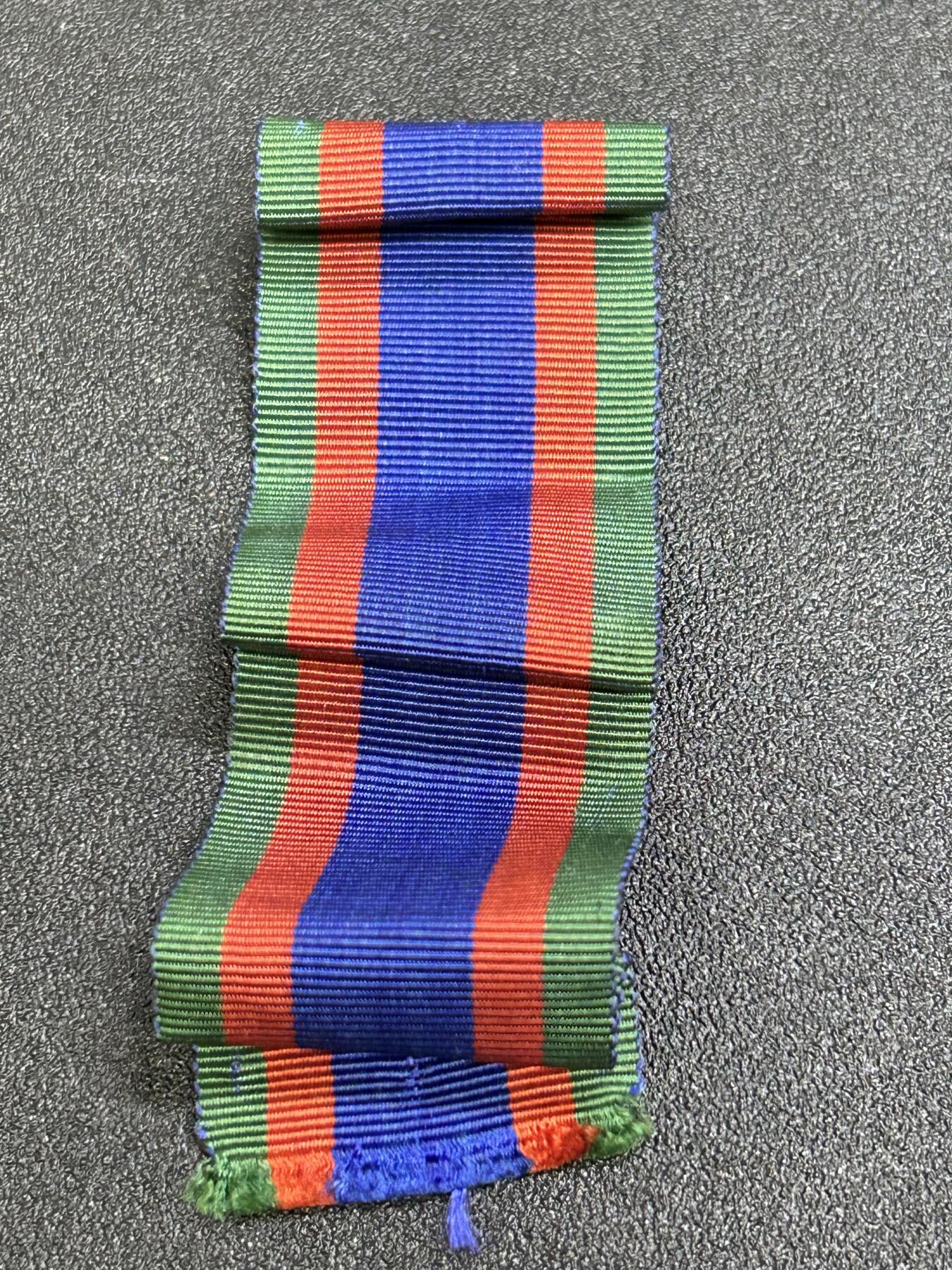 西秦中古拍卖第七十一期 加拿大二战志愿服务奖章绶带