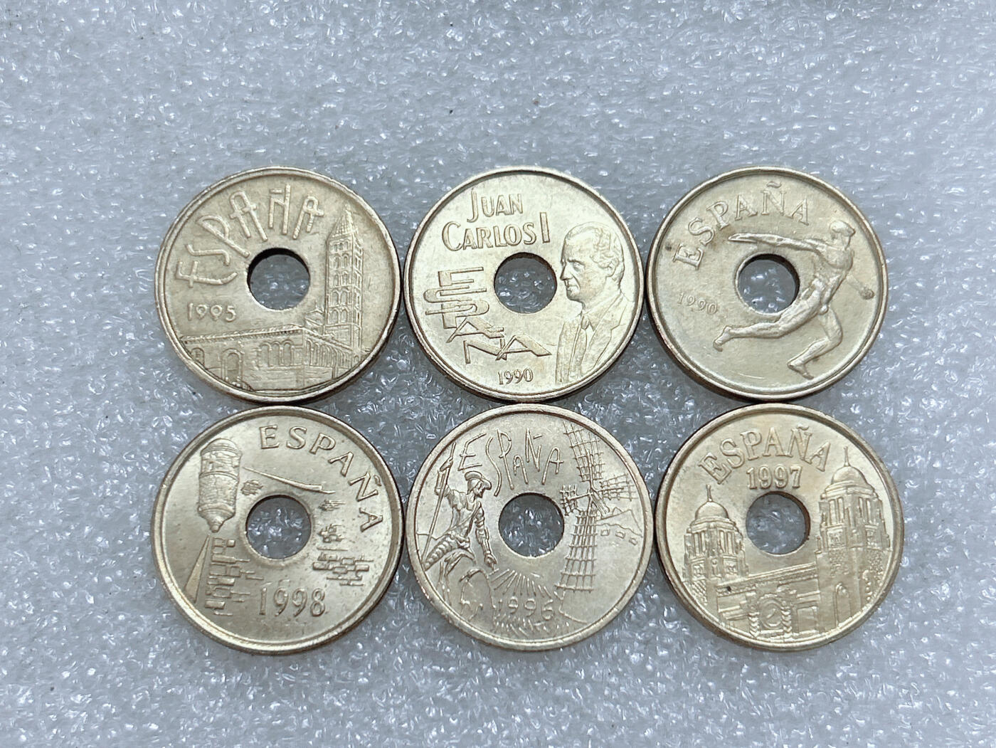 第一海外回流一元起拍收藏 散集专场  第285期 西班牙不同版本25比塞塔黄铜币 6枚