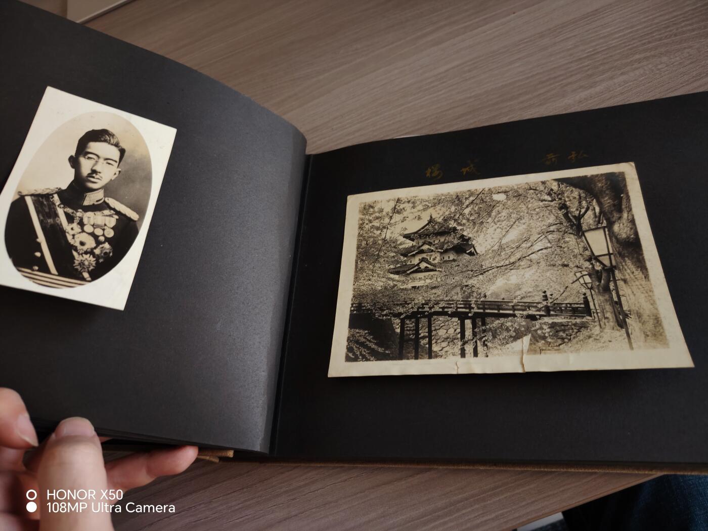 城南花开🌷84场 一本老相本（大概28张.张数不多，基本是菊花王留影和日露宣传小片）