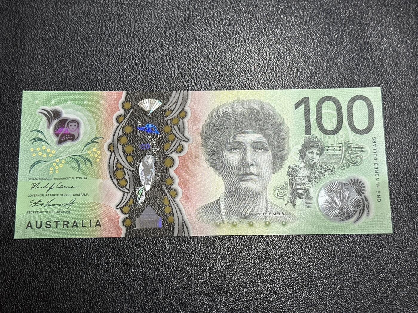 《外钞收藏家》第五百九十八期（2026年新年第一场）（本平台长期征集拍品、欢迎藏友们联系合作） 2020年澳大利亚100澳元 全新 无47