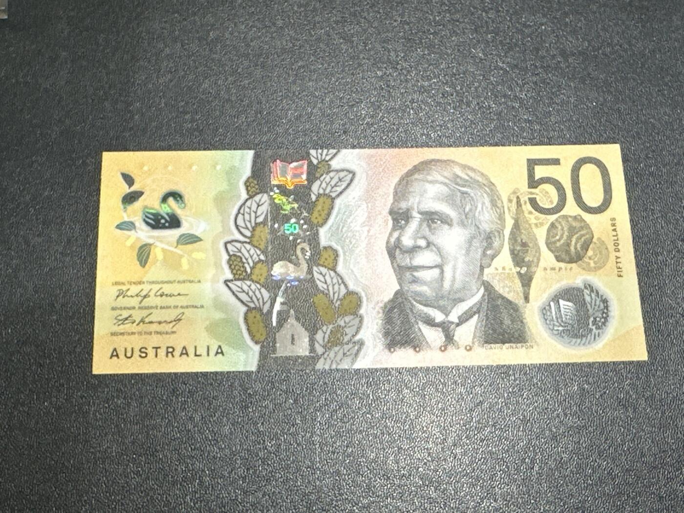 《外钞收藏家》第五百九十八期（2026年新年第一场）（本平台长期征集拍品、欢迎藏友们联系合作） 2021年澳大利亚50澳元 全新 但有压印瑕疵 无47尾691