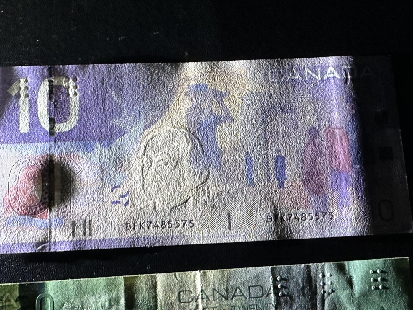 《外钞收藏家》第五百九十八期（2026年新年第一场）（本平台长期征集拍品、欢迎藏友们联系合作） 加拿大旅版10加元近全新+20加元非全新