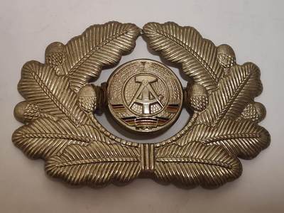 韵星假日拍卖第三十四期 -- Rimey Holidays Auction 34 - 民主德国军官帽徽