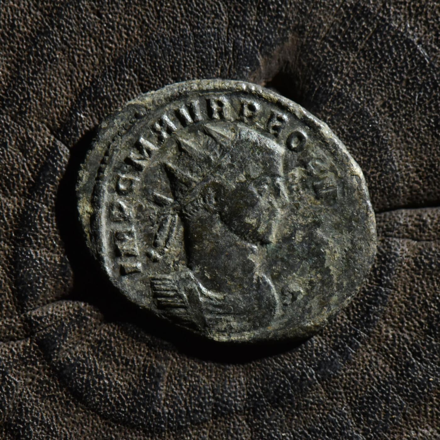 【良泉】第45期【直播场】1月15日晚19.30点开拍！ 208组，西方古代钱币、丝路古珠杂项专场