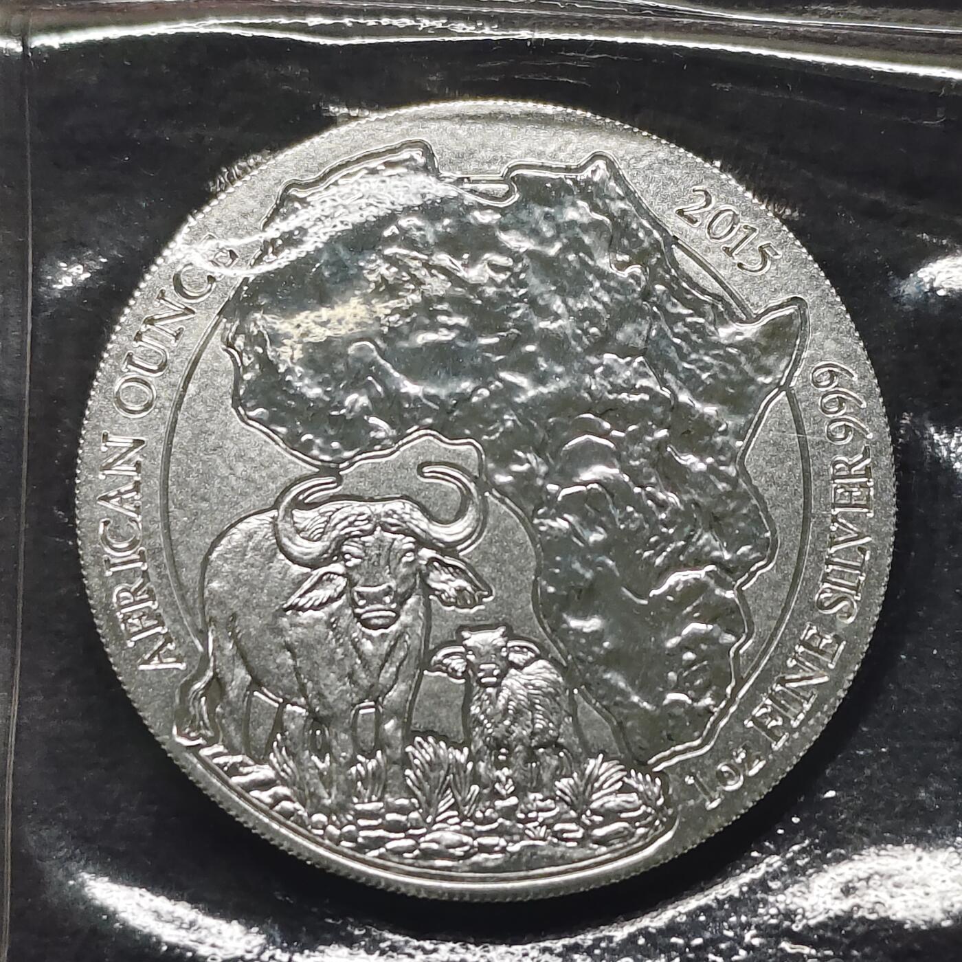 【全场包邮】纯粹捡漏拍491场（免费代拍第28场） 卢旺达2018年50法郎辽阔非洲系列野牛1盎司（40毫米31.1克）999纯银币