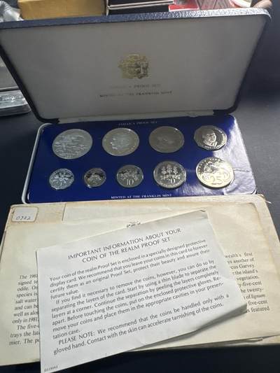 ❤️【币观天下】❤️ 第337期钱币拍卖- 2026.1.2周五晚上6点半场-长期征集拍品 - 牙买加1981年官方精制套币含2枚大银币42.8+41.6克925银