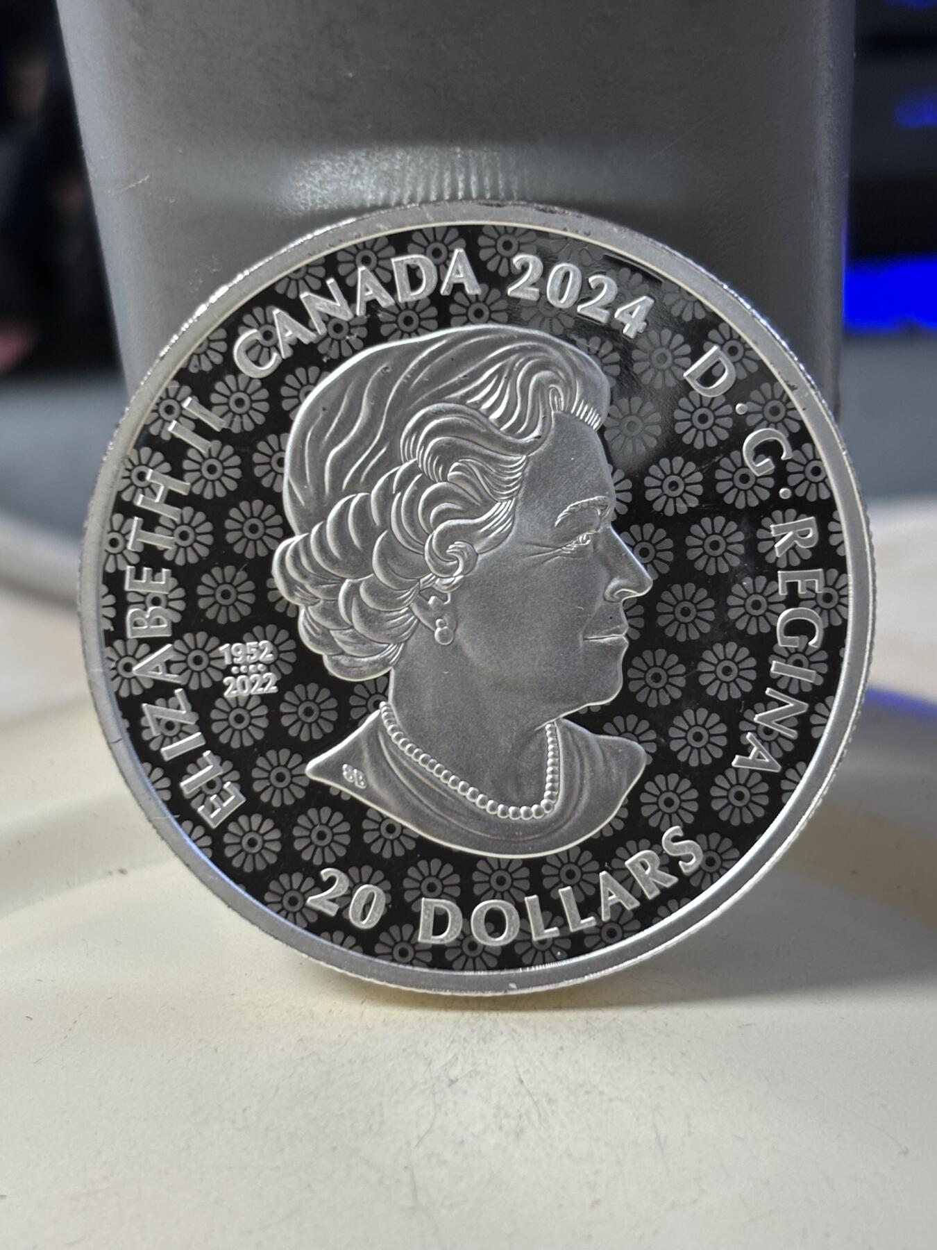 第186期拍卖 加拿大2024年文化多样性宁静与超越镶嵌绿松石银币，没有塑料盒，9999银，1盎司，银价560