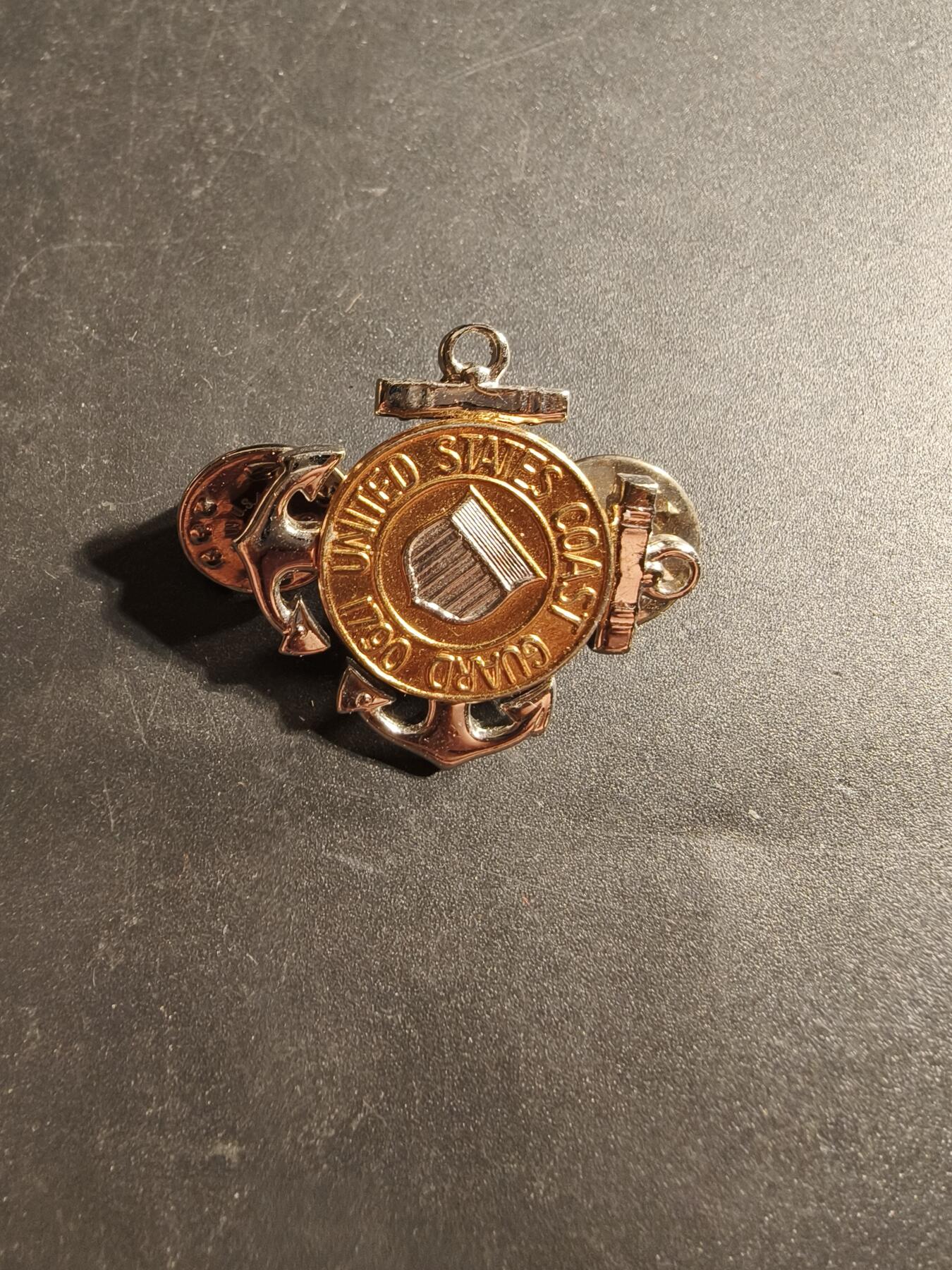 老王徽章第173期 美国海岸警备队领章    带厂标