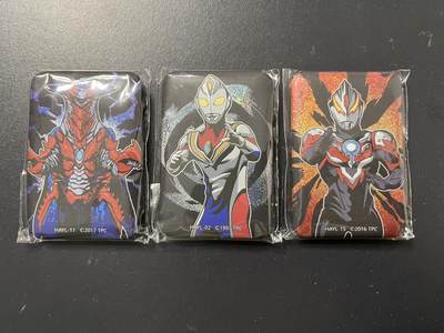 卡牌杂货铺专场拍卖第三场 1月1日周四晚21:00结拍 - 【徽章】卡游 奥特曼 徽章3枚