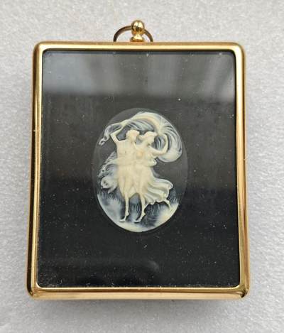 瓶子🏺第223期拍卖会 -  英国50-60年代传统工艺卡梅奥  贝壳染色工艺