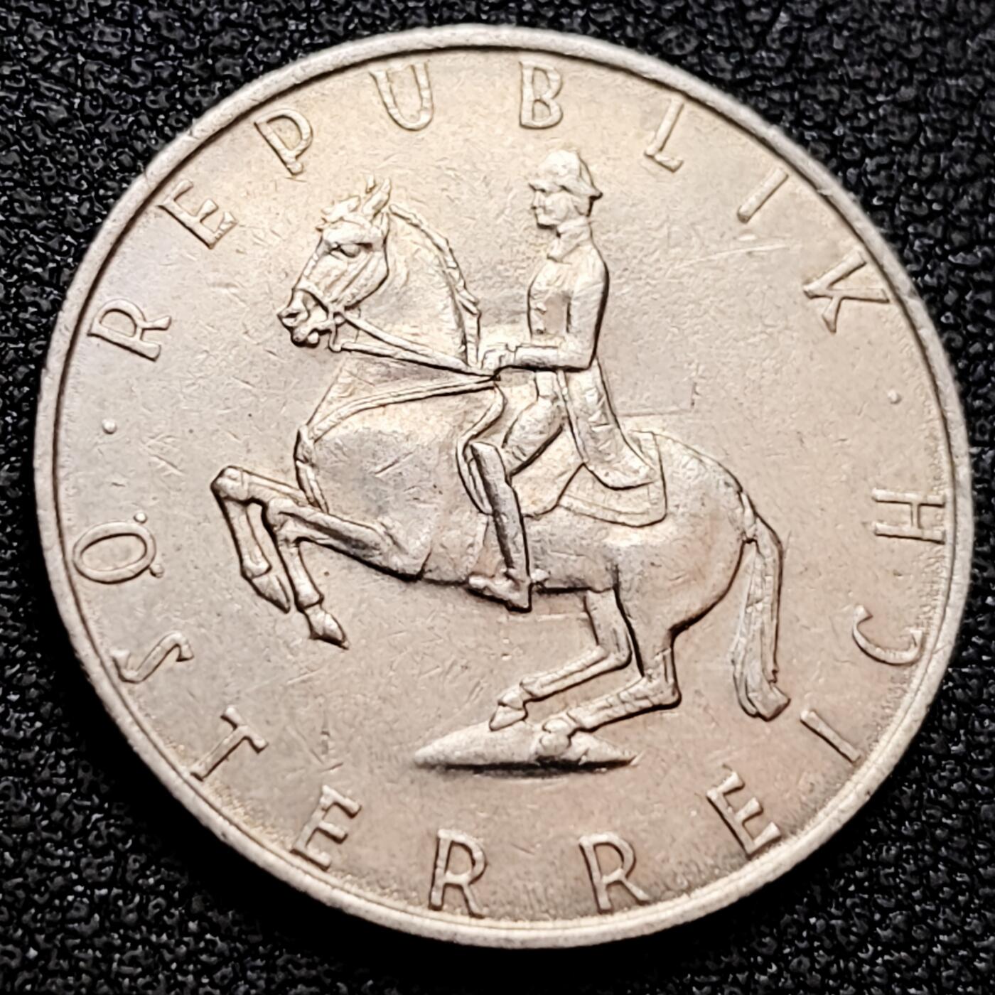 泉币菌-第158场-元旦欢乐场，开年第一场，新年快乐！（特修改截拍时间为23:30分） 。