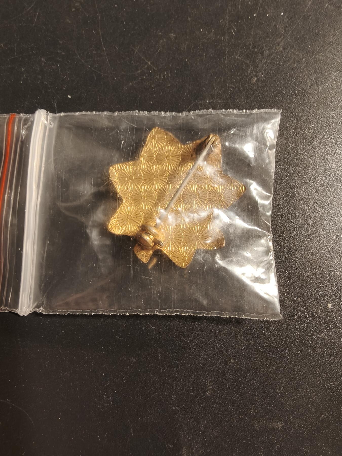 老王徽章第173期 美国陆军少校军衔领章    二战时期横针版