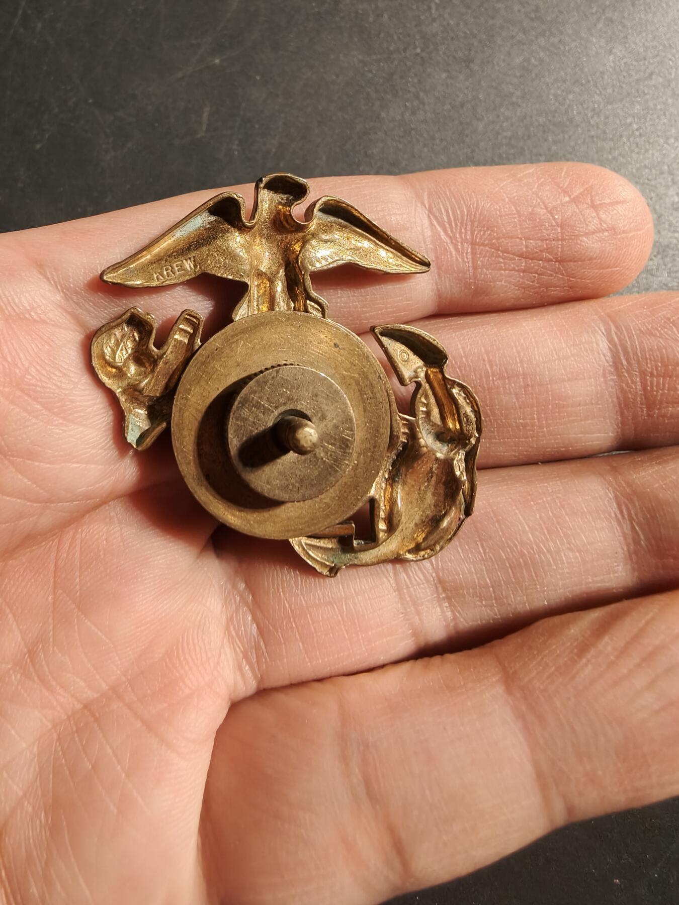 老王徽章第173期 美国海军陆战队大檐帽帽徽