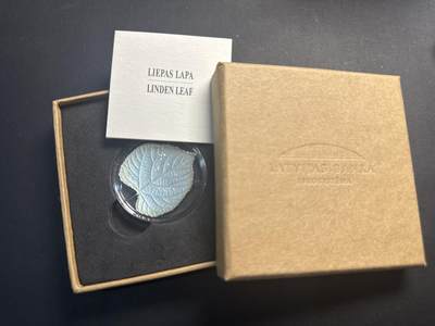 ❤️【币观天下】❤️ 第337期钱币拍卖- 2026.1.2周五晚上6点半场-长期征集拍品 - 获奖币 拉脱维亚2020年5欧圆菩提叶精制异形纪念银币 带原装盒证