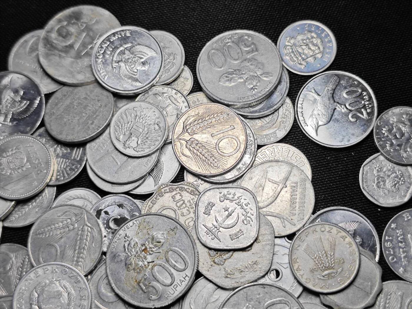 KK钱币收藏小铺 《套币 好品/批量散币专场》  2月预留时间 周末发货   各国各面值铝币一组100枚！