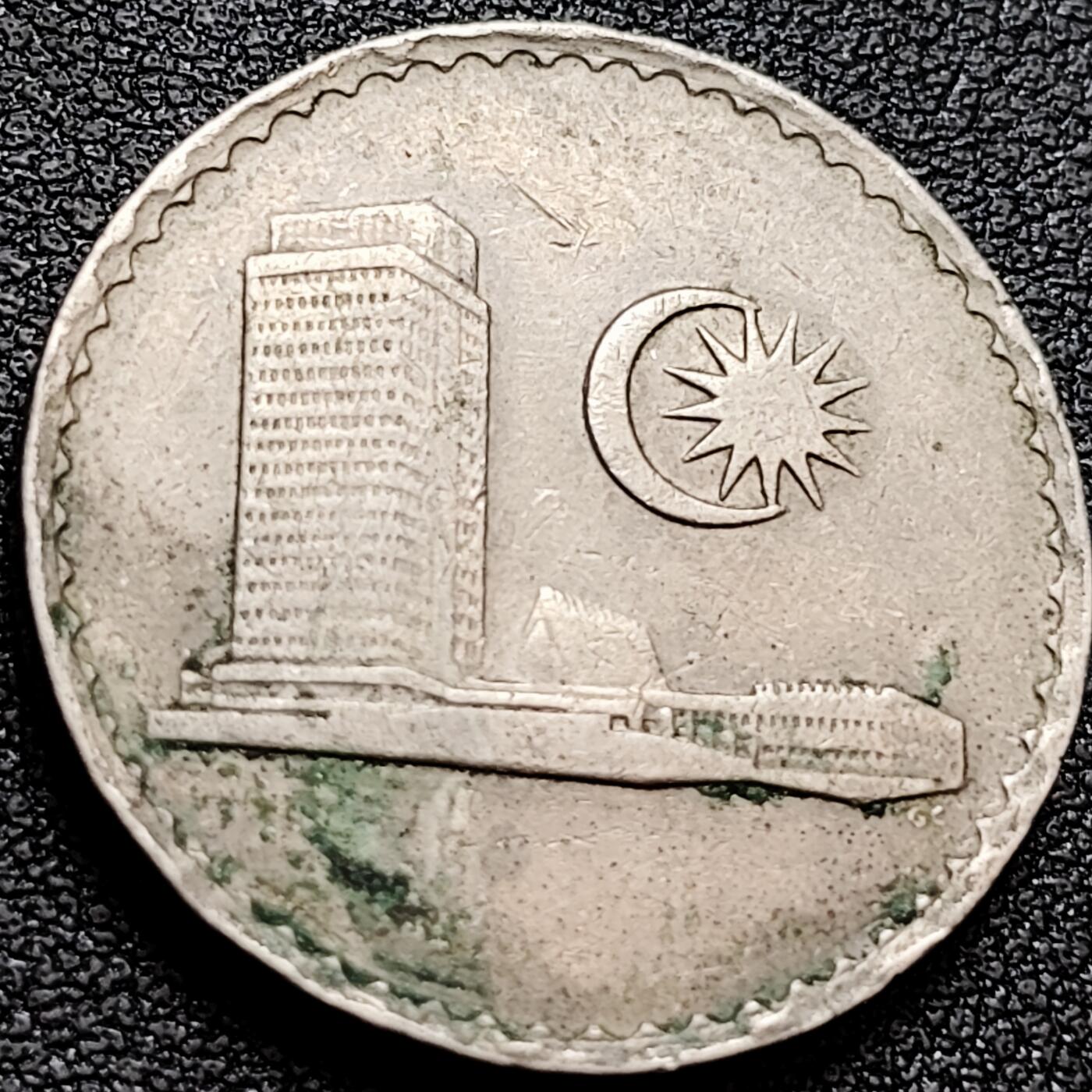 泉币菌-第158场-元旦欢乐场，开年第一场，新年快乐！（特修改截拍时间为23:30分） 。