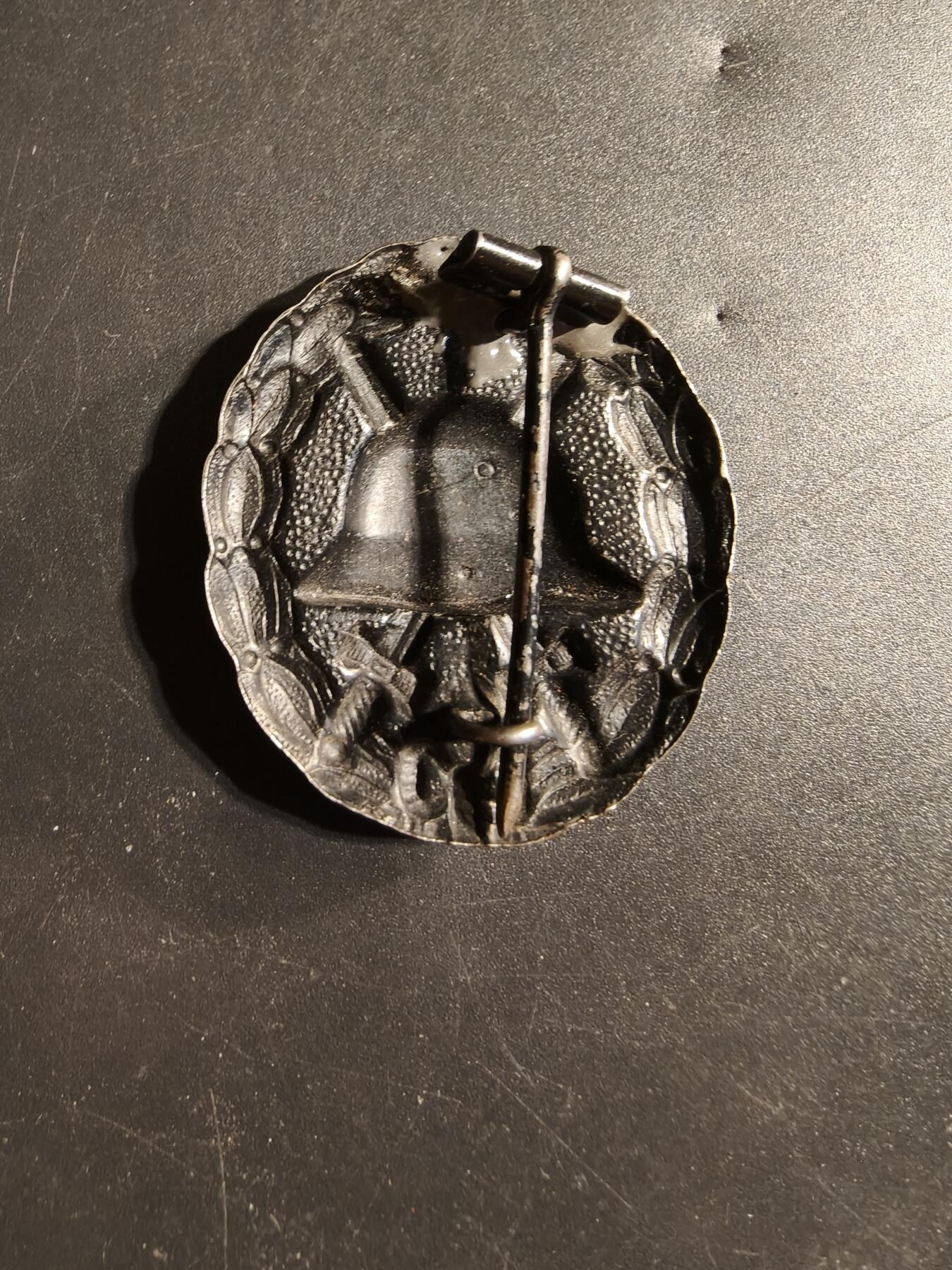 老王徽章第173期 德国一战黑战伤奖章