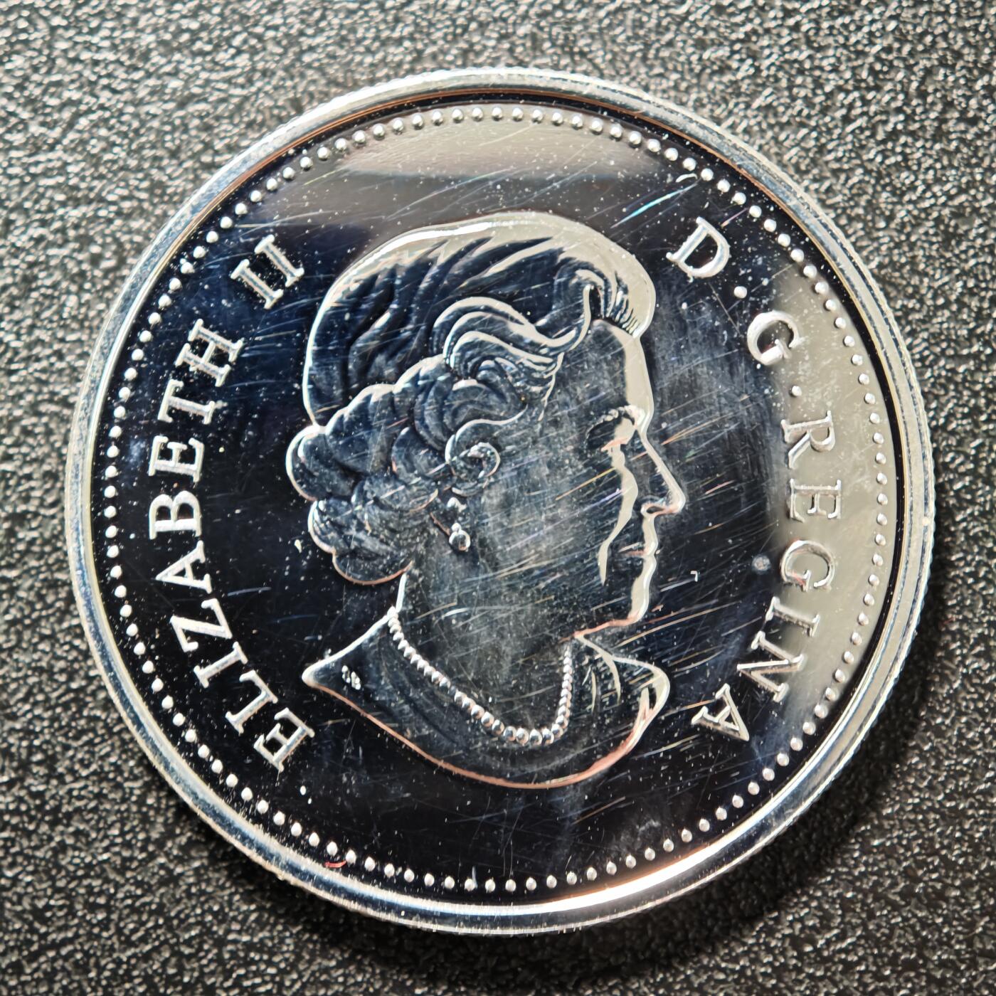 【德藏】世界币章拍卖第160期 2010年 加拿大海军成立100周年1元纪念银币 直径约：35.9mm；重约：25g 925银