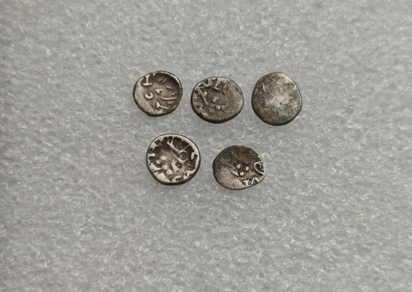 瓶子🏺第223期拍卖会 伊斯兰国家打制银币5枚