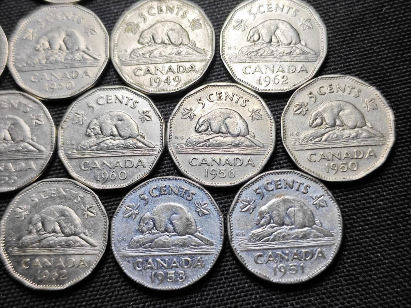 KK钱币收藏小铺 《套币 好品/批量散币专场》  2月预留时间 周末发货  加拿大多边形5分一组19枚