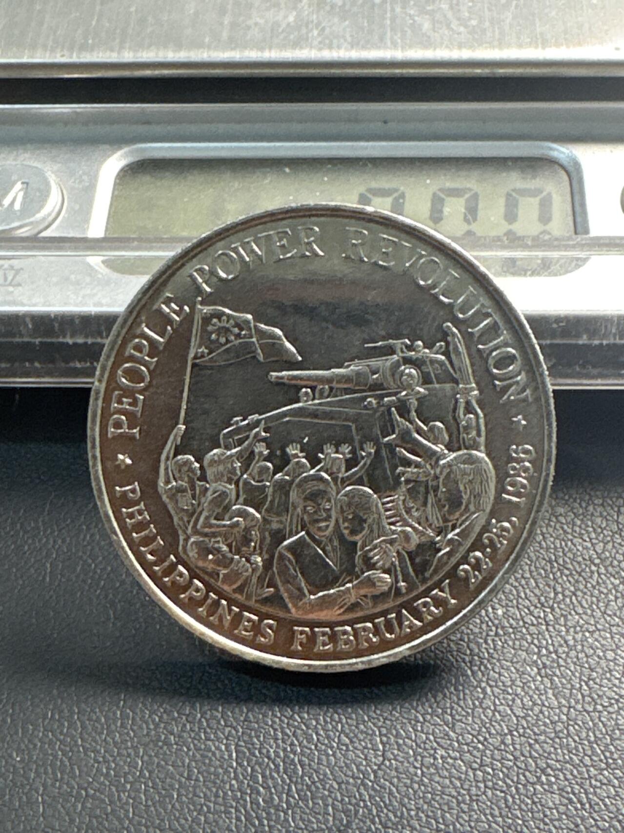 ❤️【币观天下】❤️ 第337期钱币拍卖- 2026.1.2周五晚上6点半场-长期征集拍品 菲律宾纪念币1988年10比索