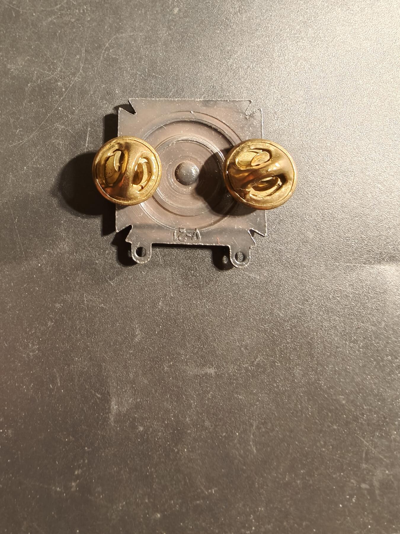 老王徽章第173期 美国陆军神枪手技能章      带厂标