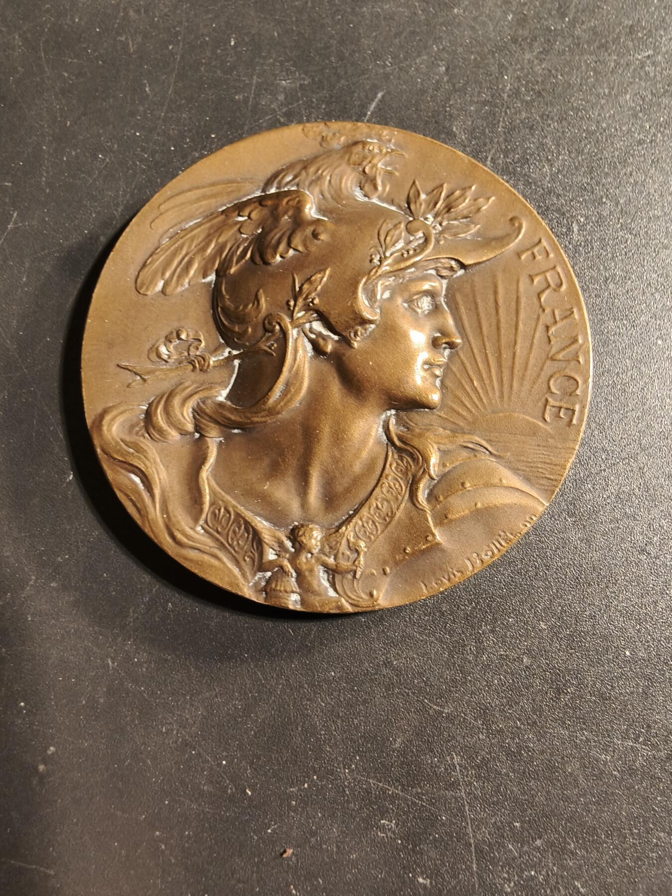 老王徽章第173期 法国床上用品工会大铜章     原盒     公鸡头玛丽安娜       大师波特作品       直径50mm      重量48.4g