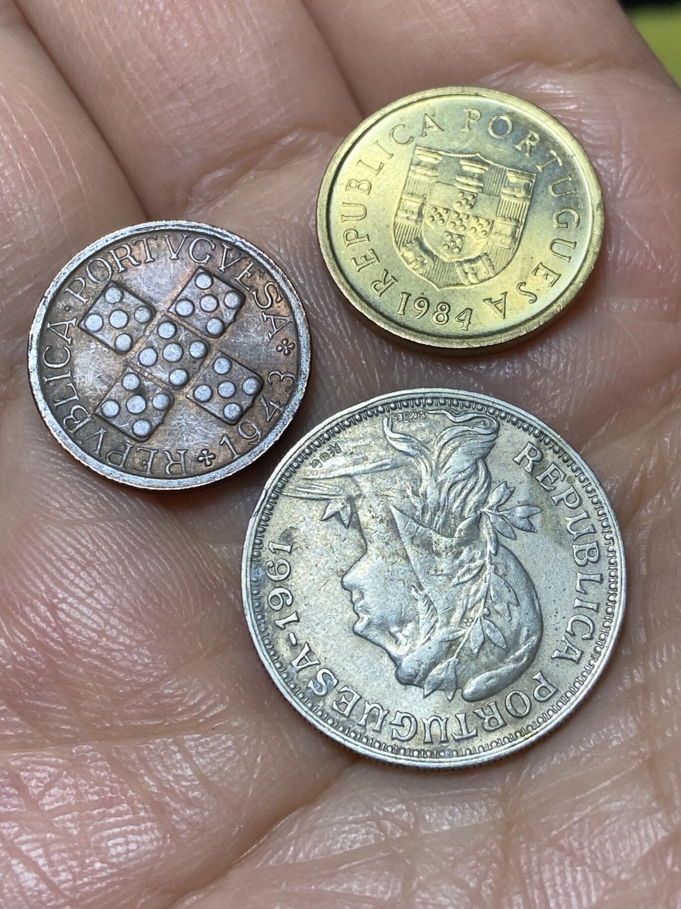 2026年第二场(总第一百七十一场）外国好品散币场(免佣金) 葡萄牙🇵🇹3枚：1943年10分(稀少早期年份)，1984年1埃斯库多，1961年50分