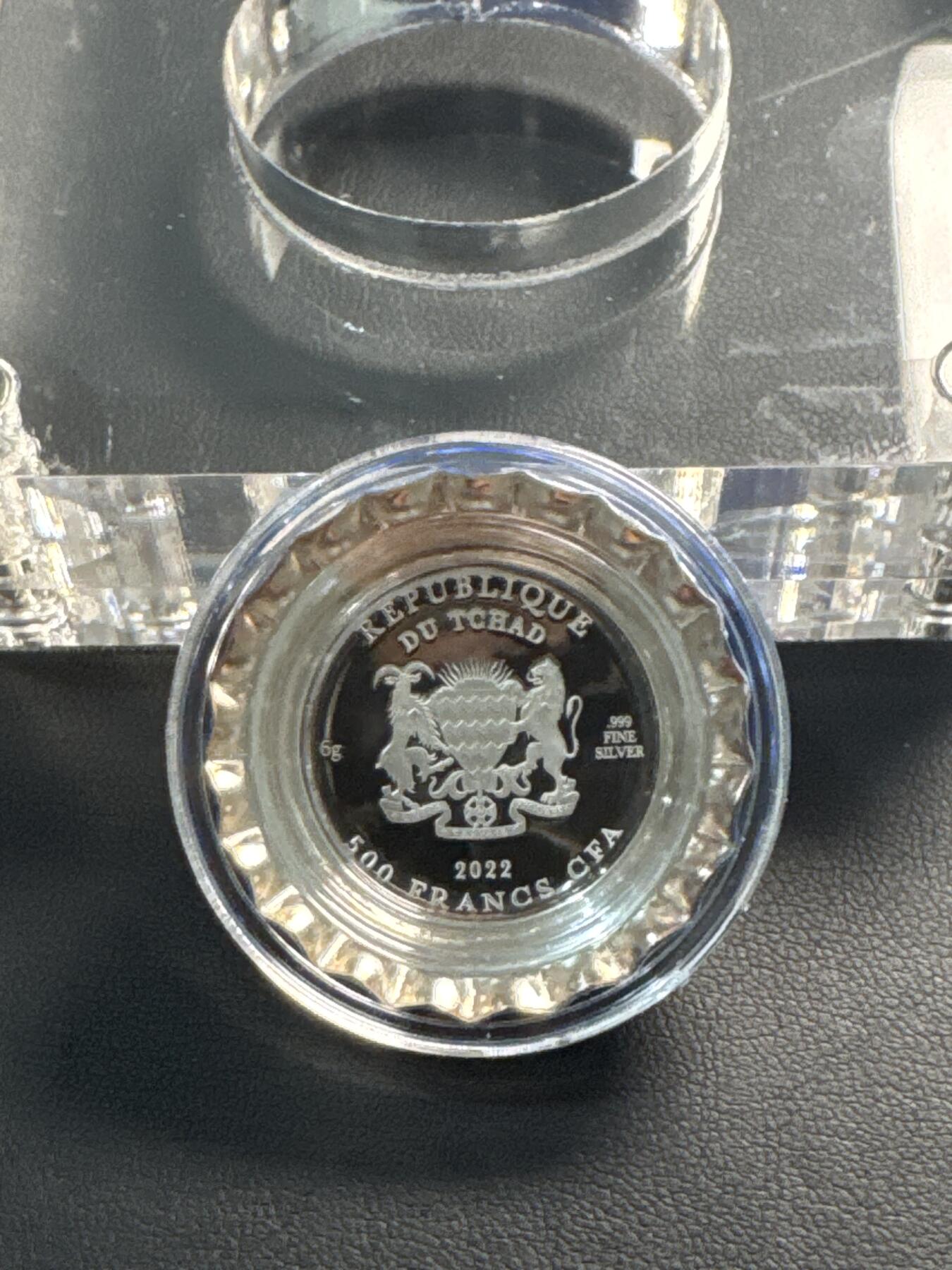 ❤️【币观天下】❤️ 第337期钱币拍卖- 2026.1.2周五晚上6点半场-长期征集拍品 2022年乍得发行百事可乐瓶盖彩色精制银币 盒证齐全