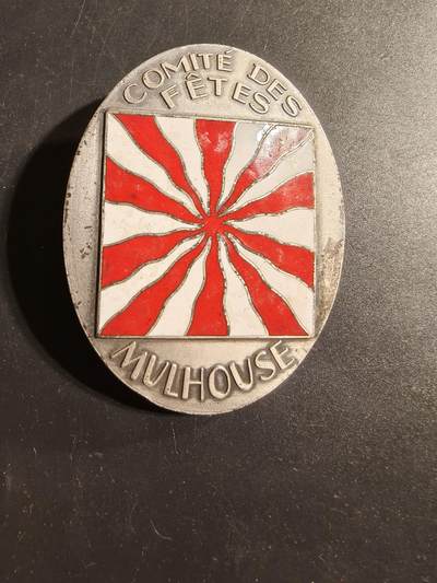 老王徽章第173期 - 法国米卢斯节日委员会证章     53×66mm