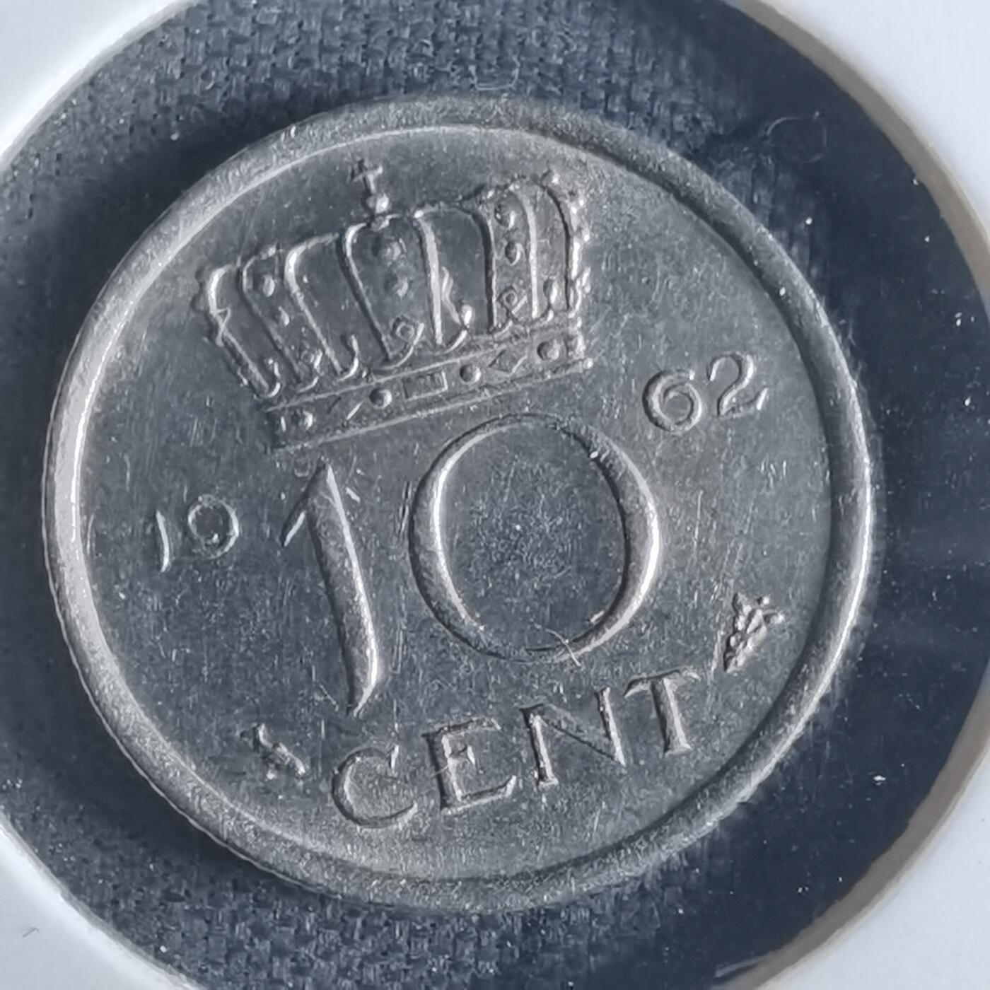 沼泽如烟--第951场 荷兰1962年10分