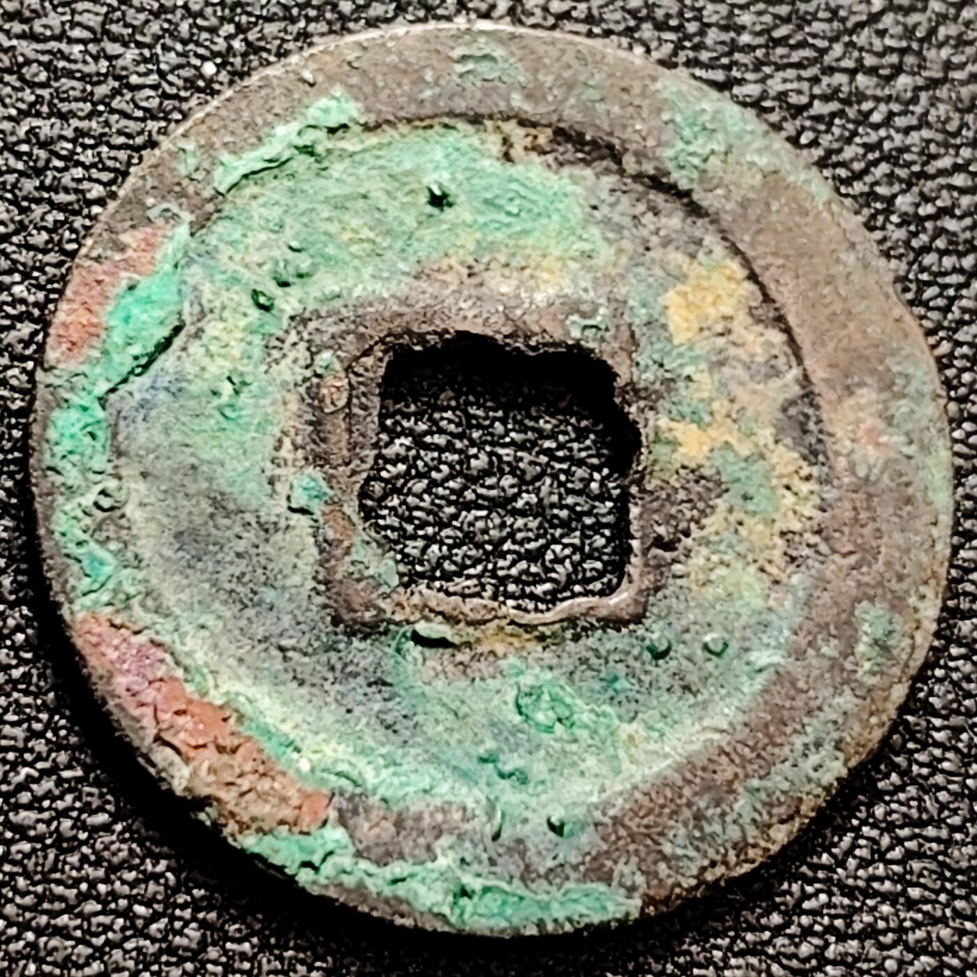 泉币菌-第158场-元旦欢乐场，开年第一场，新年快乐！（特修改截拍时间为23:30分） 。