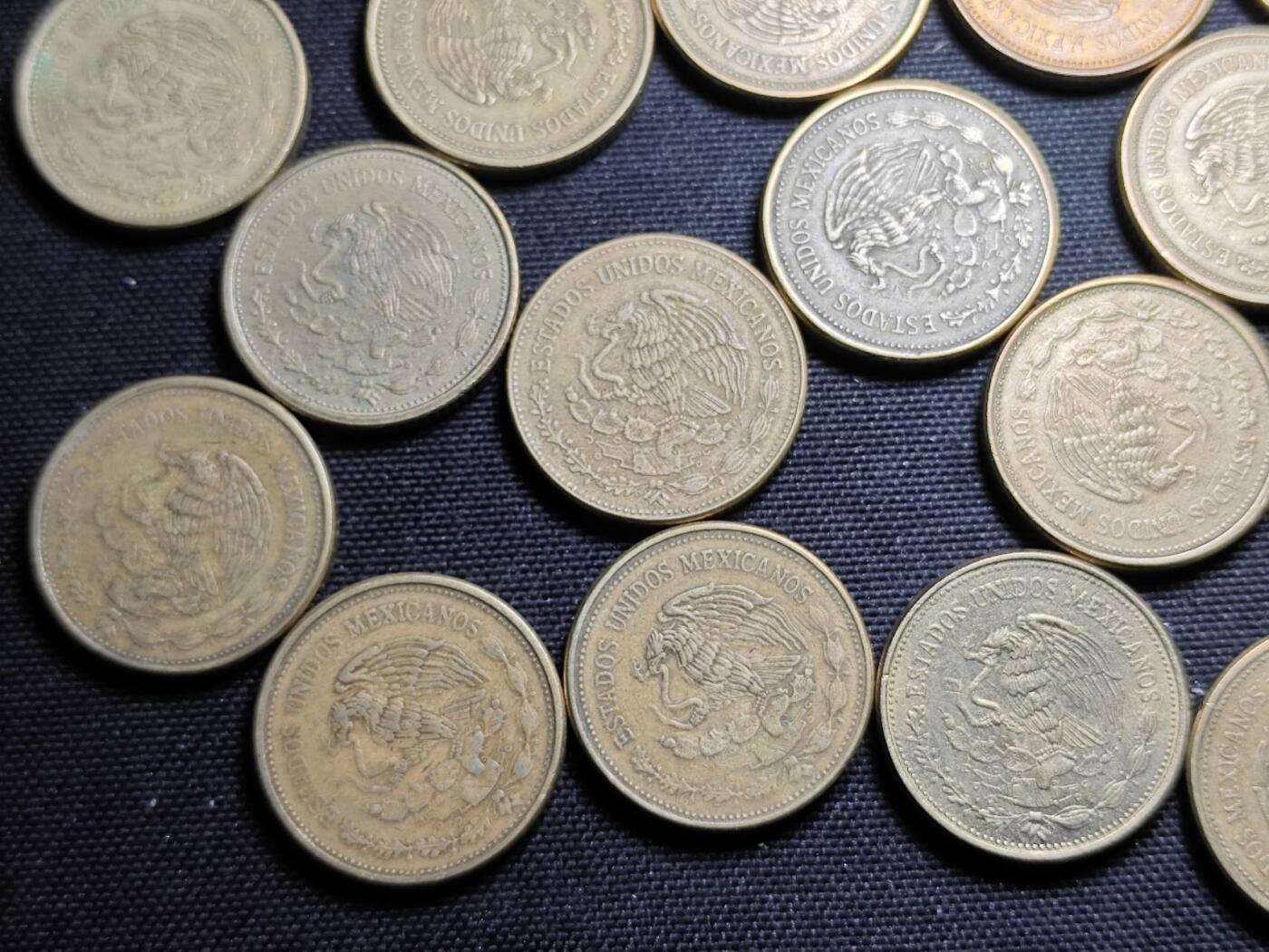 KK钱币收藏小铺 《套币 好品/批量散币专场》  2月预留时间 周末发货  墨西哥100比索24枚一组