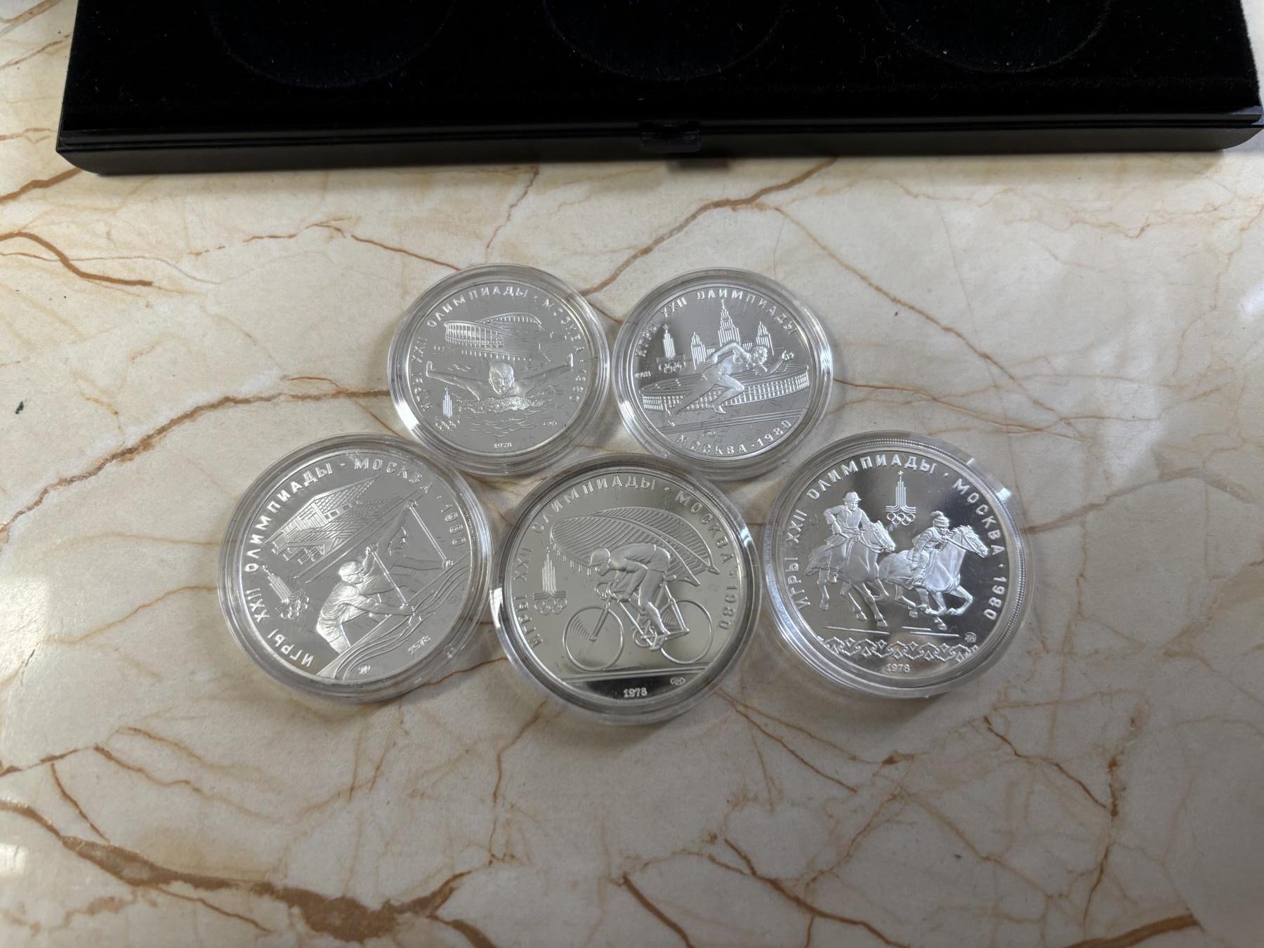 第186期拍卖 苏联1980年莫斯科奥运会精制版本纪念银币6枚套带原盒，2大4小，总计131.96克银价2354