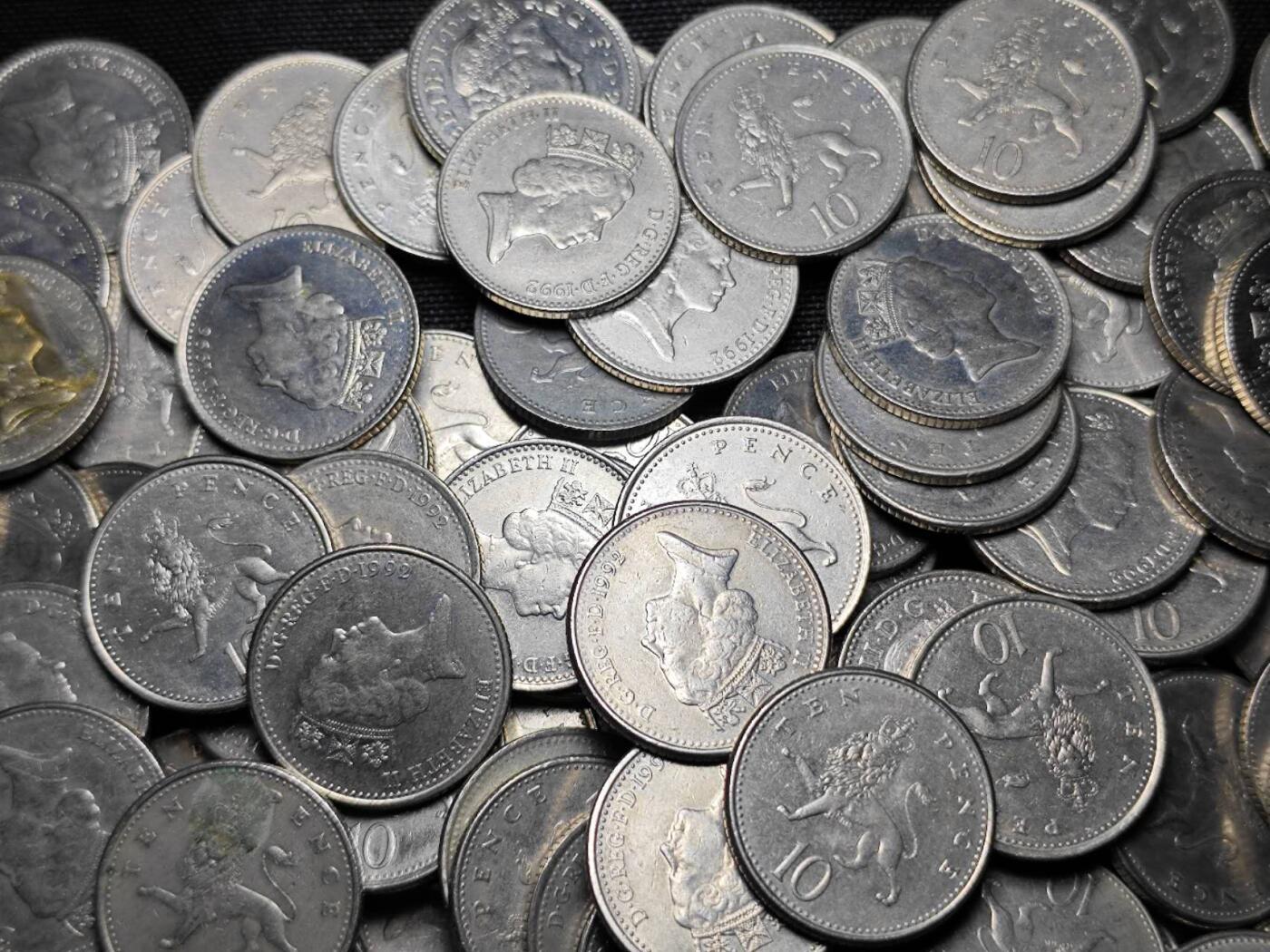 KK钱币收藏小铺 《套币 好品/批量散币专场》  2月预留时间 周末发货  英国10便士一组238枚