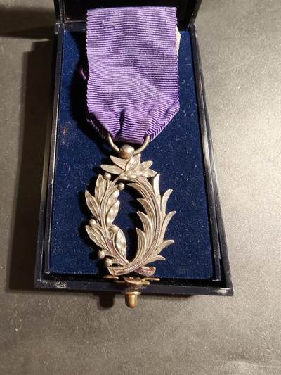 老王徽章第173期 - 法国骑士级棕榈叶勋章   原盒