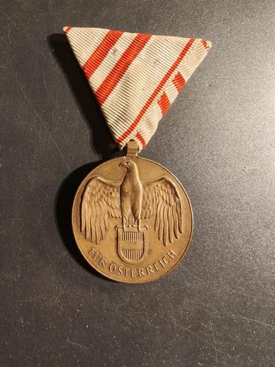 老王徽章第173期 - 奥地利一战纪念章