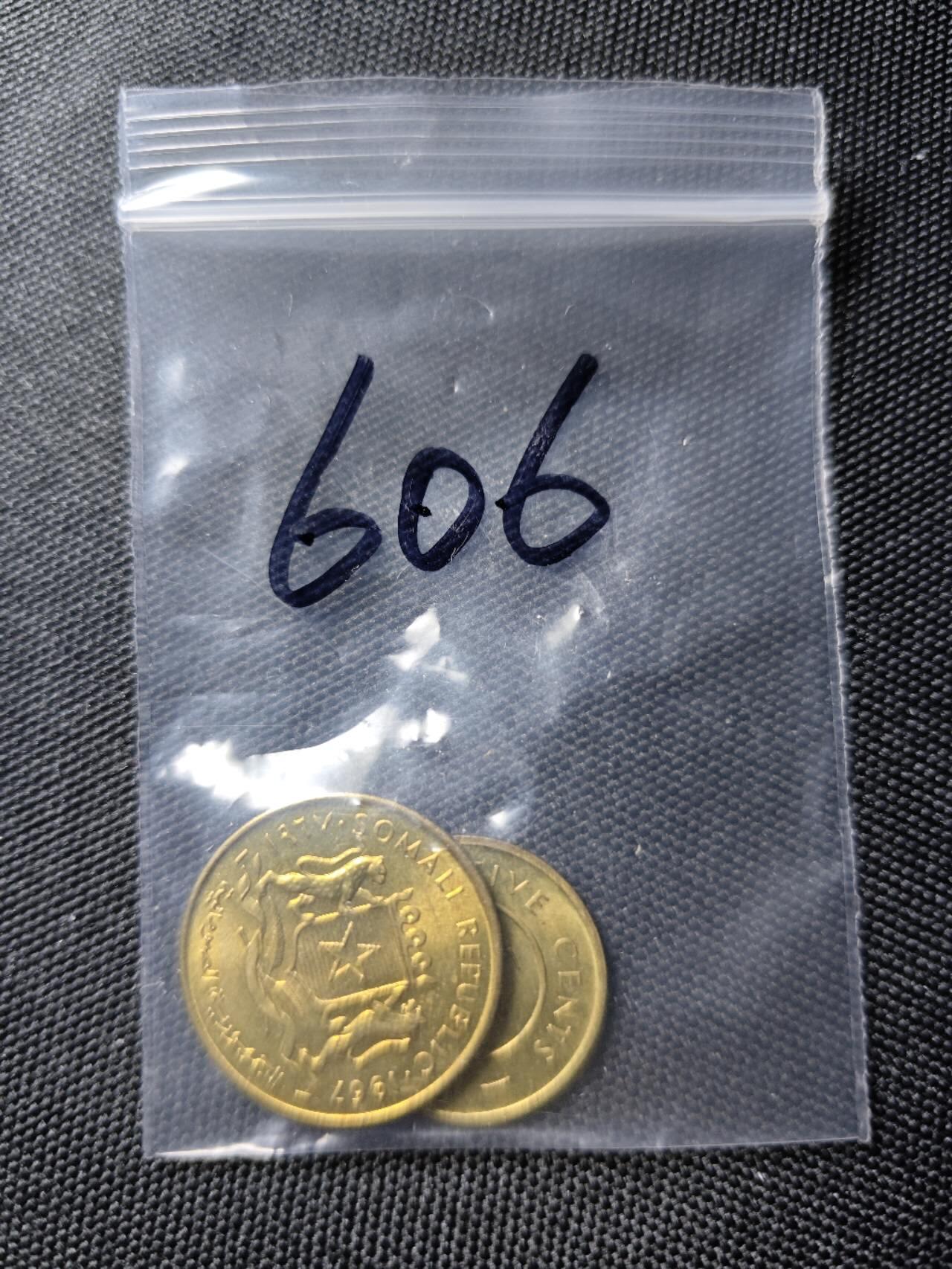 KK钱币收藏小铺 《套币 好品/批量散币专场》  2月预留时间 周末发货 1967 索马里铜币一对 好品