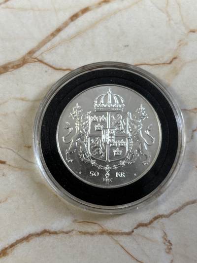 第186期拍卖 - 卡尔十六世古斯塔夫皇室婚礼50克朗纪念银币，925银，27.03克，银价454