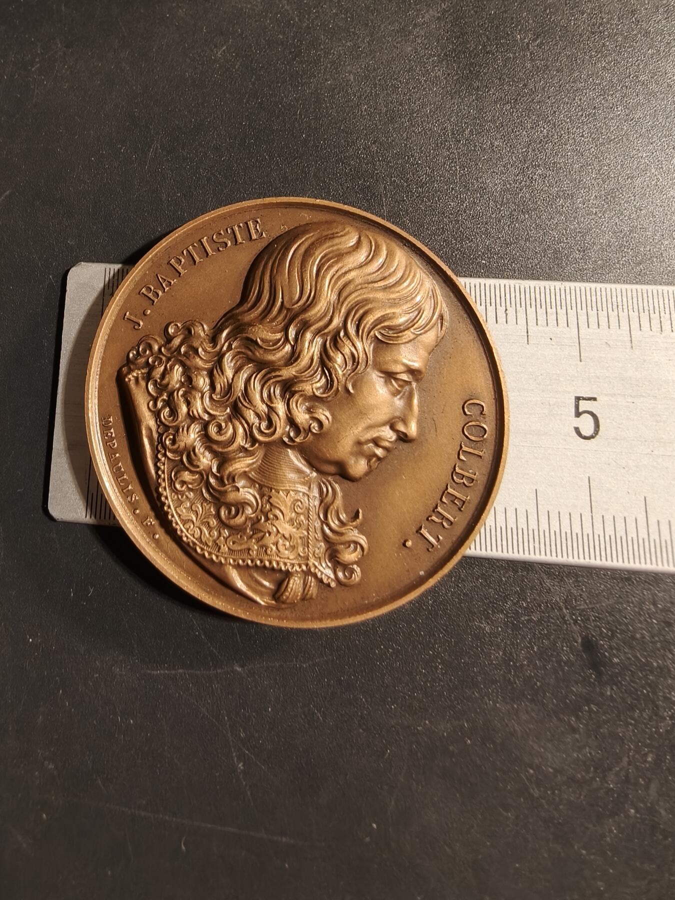 老王徽章第173期 法国兰斯工商会大铜章     直径41mm    重量40g