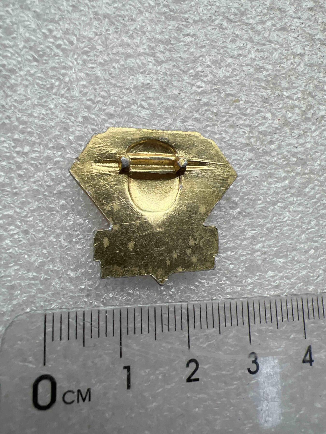 真品像章、纪念章 真品像章、纪念章