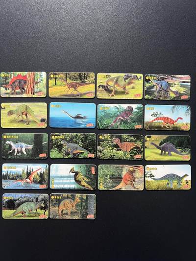 小灵龙拼插恐龙卡收集卡