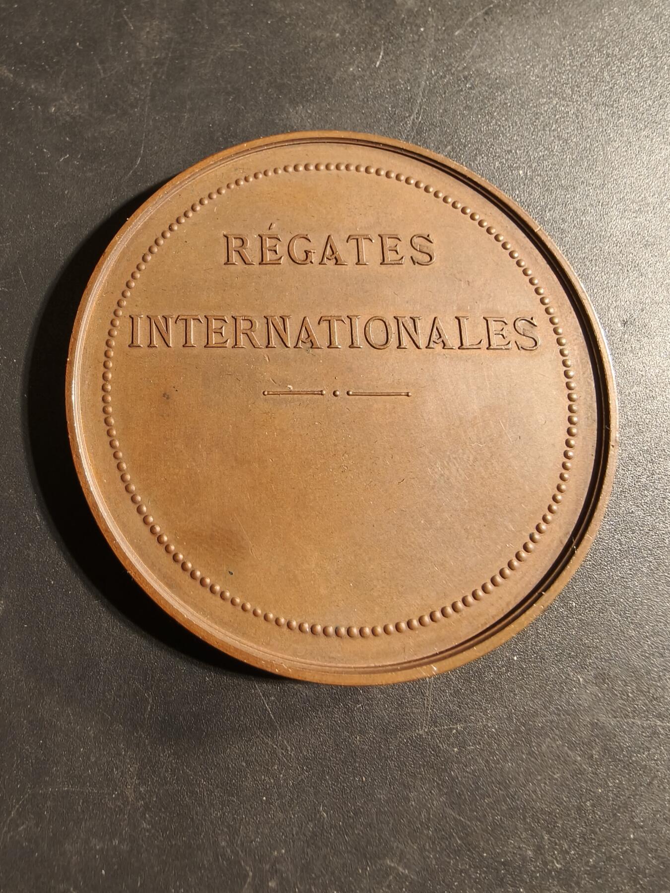 老王徽章第173期 摩纳哥赛艇协会成立大铜章     原盒    Cuivre铜标     直径59mm    重量86.7g