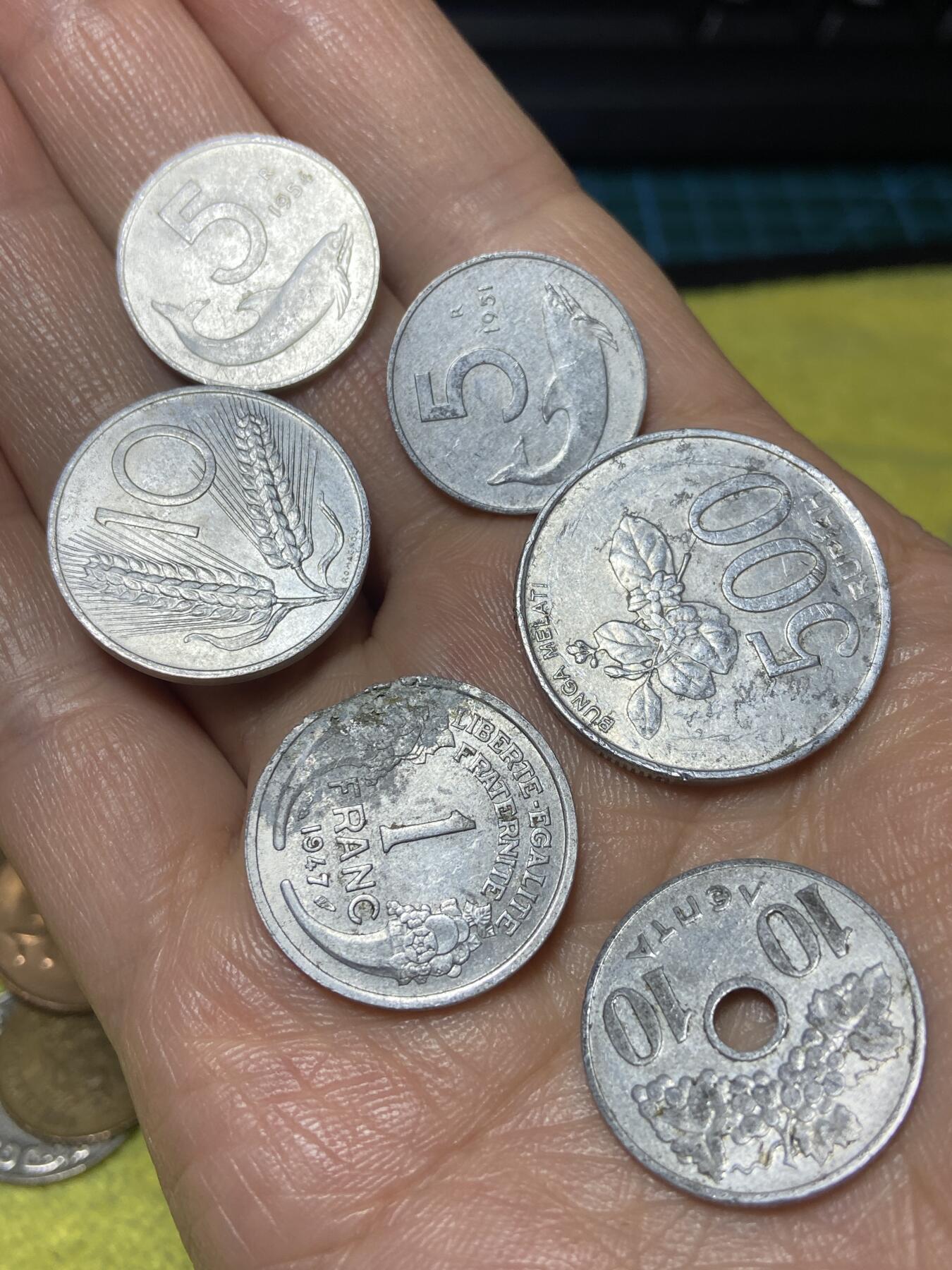 2026年第二场(总第一百七十一场）外国好品散币场(免佣金) 各国铝币6枚：意大利🇮🇹1951年54年5分，54年10分，法国🇫🇷1947年1法郎，希腊🇬🇷1954年10分，印度尼西亚🇮🇩2003年500卢比